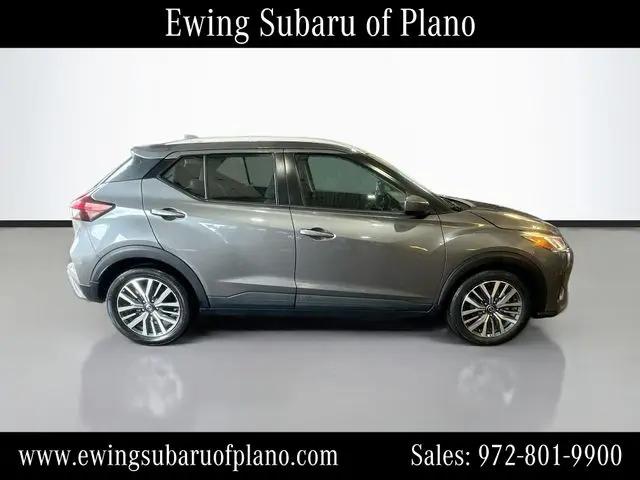 2021 Nissan Kicks SV Xtronic CVT