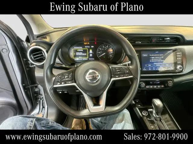 2021 Nissan Kicks SV Xtronic CVT
