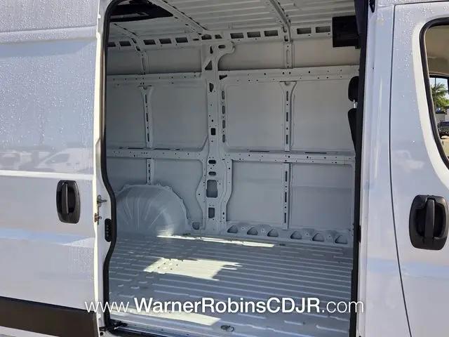 2026 Ram ProMaster Cargo Van Tradesman High Roof 136" WB w/Pass Seat