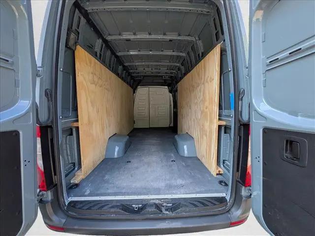2021 Mercedes-Benz Sprinter 3500 High Roof V6