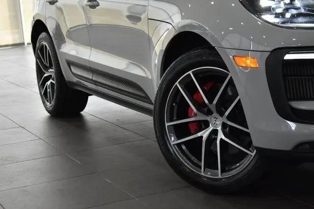 2022 Porsche Macan S