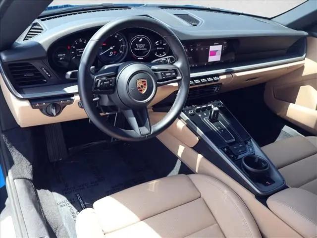 2023 Porsche 911 Carrera Cabriolet