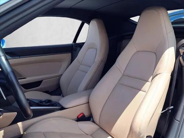 2023 Porsche 911 Carrera Cabriolet