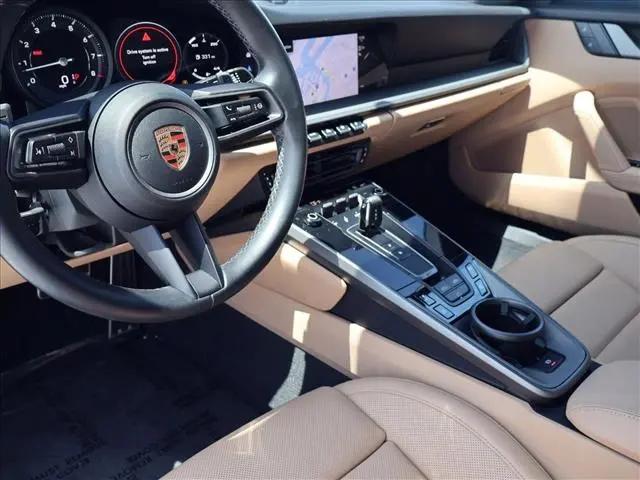 2023 Porsche 911 Carrera Cabriolet