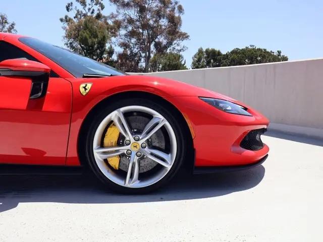 2025 Ferrari 296 GTS GTS