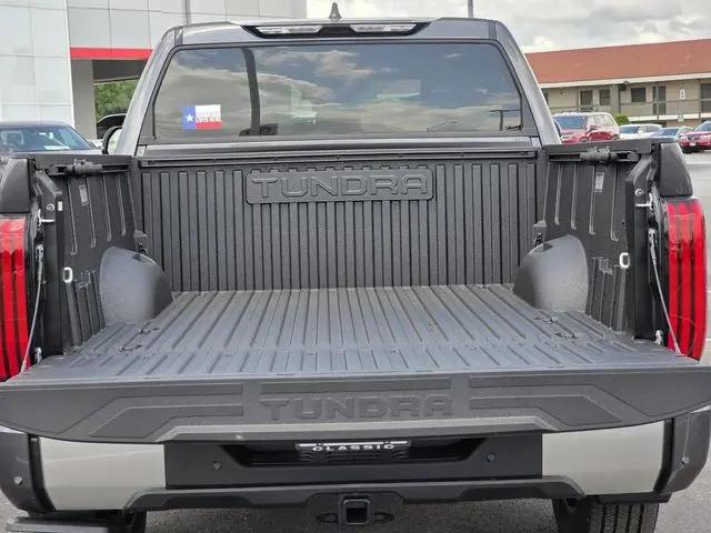 2026 Toyota Tundra Limited CrewMax 5.5' Bed