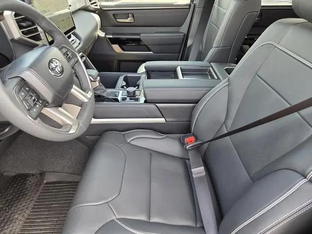 2026 Toyota Tundra Limited CrewMax 5.5' Bed