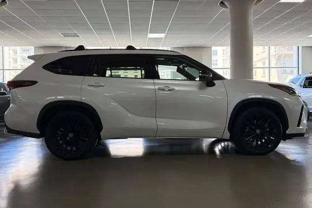2024 Toyota Highlander XSE