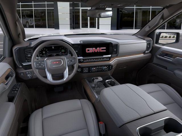 2026 GMC Sierra 1500 Crew Cab, Short Bed, SLT, 4WD