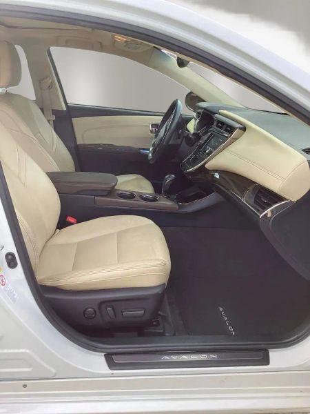 2014 Toyota Avalon Hybrid XLE Premium