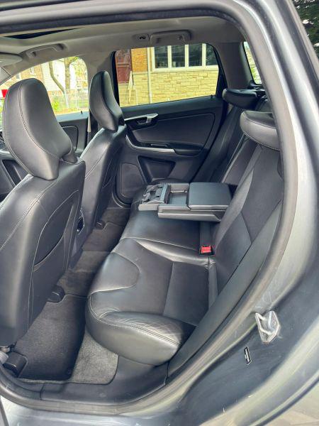 2016 Volvo XC60 T5 Drive-E Premier