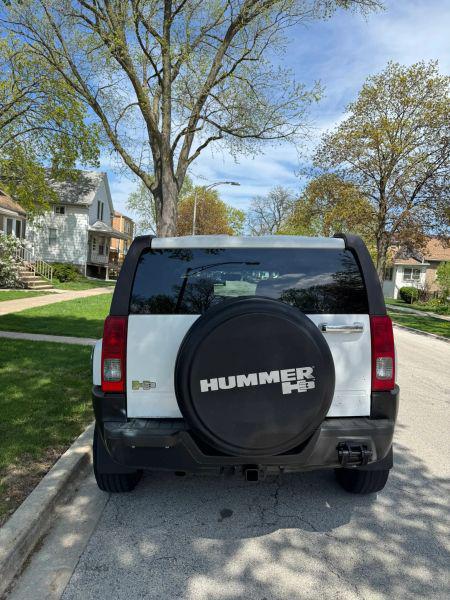 2006 HUMMER H3 Base