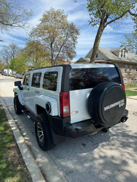 2006 HUMMER H3 Base