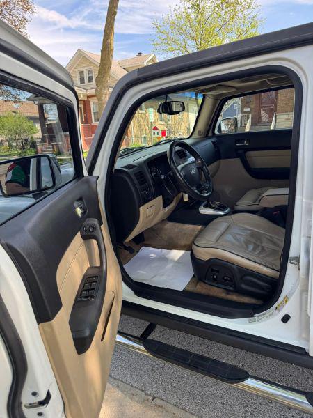 2006 HUMMER H3 Base