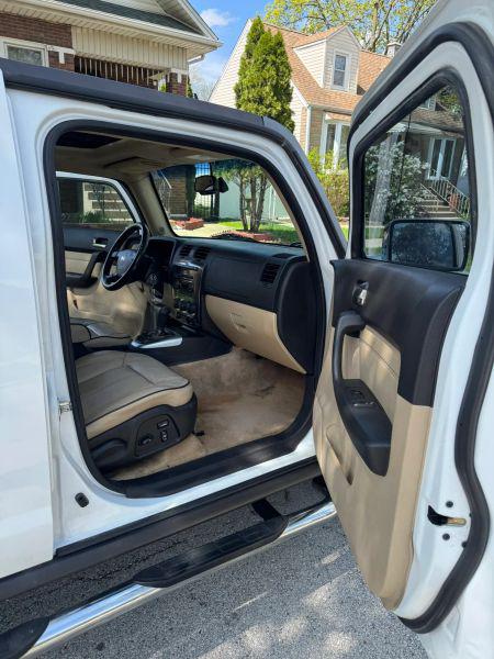 2006 HUMMER H3 Base