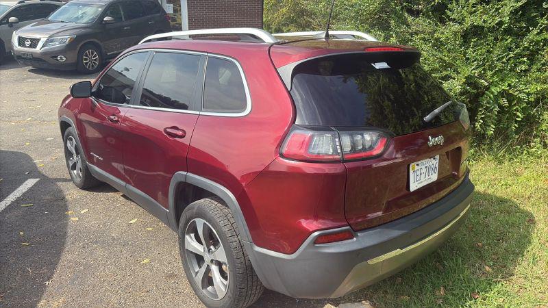 2019 Jeep Cherokee Limited FWD