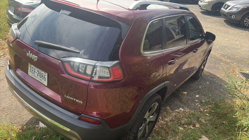 2019 Jeep Cherokee Limited FWD