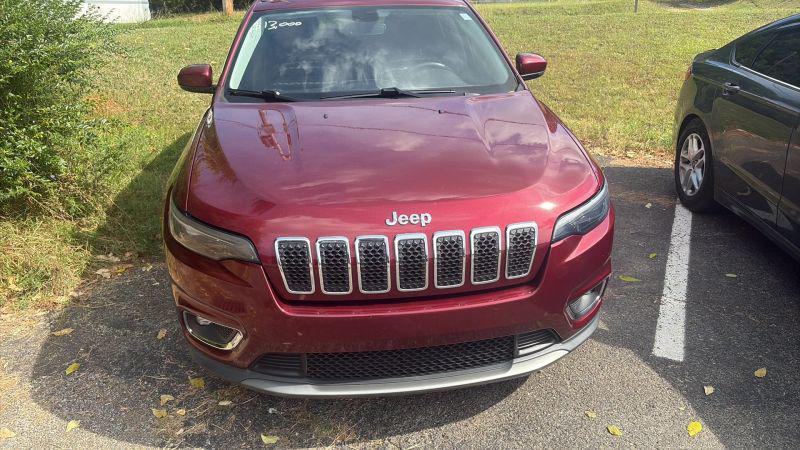 2019 Jeep Cherokee Limited FWD