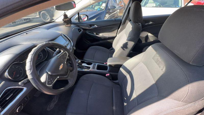 2018 Chevrolet Cruze LT Auto