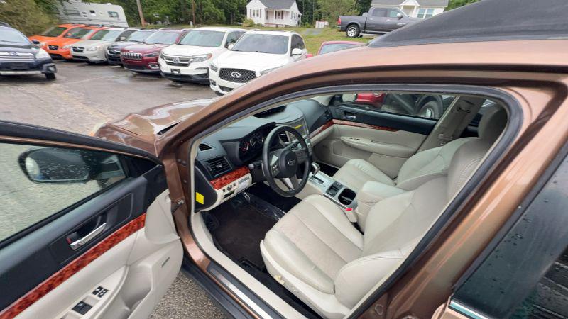 2011 Subaru Outback 2.5i Limited