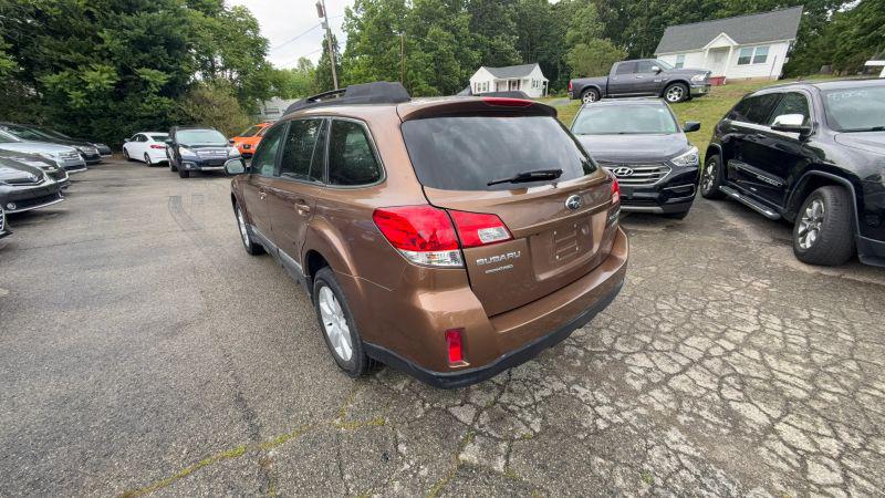 2011 Subaru Outback 2.5i Limited