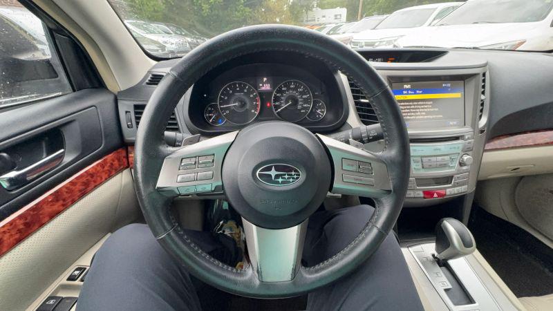 2011 Subaru Outback 2.5i Limited