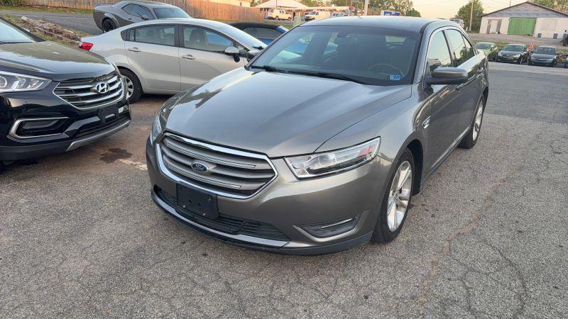 2013 Ford Taurus SEL