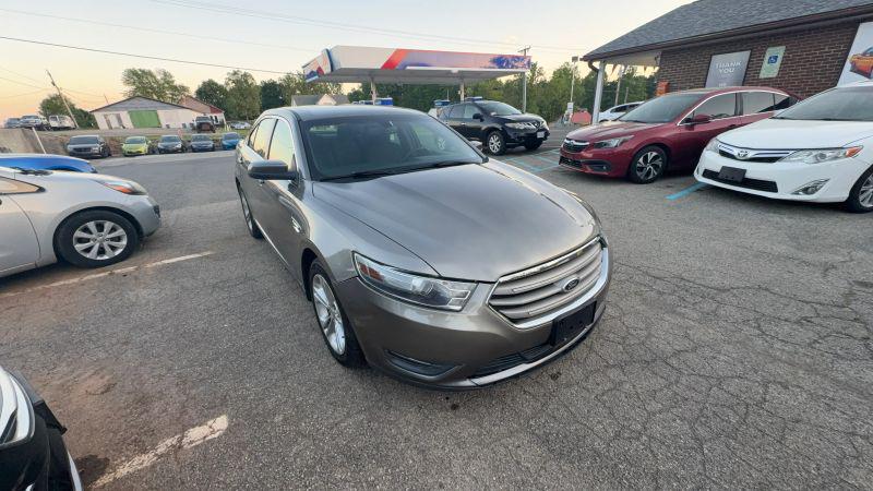 2013 Ford Taurus SEL