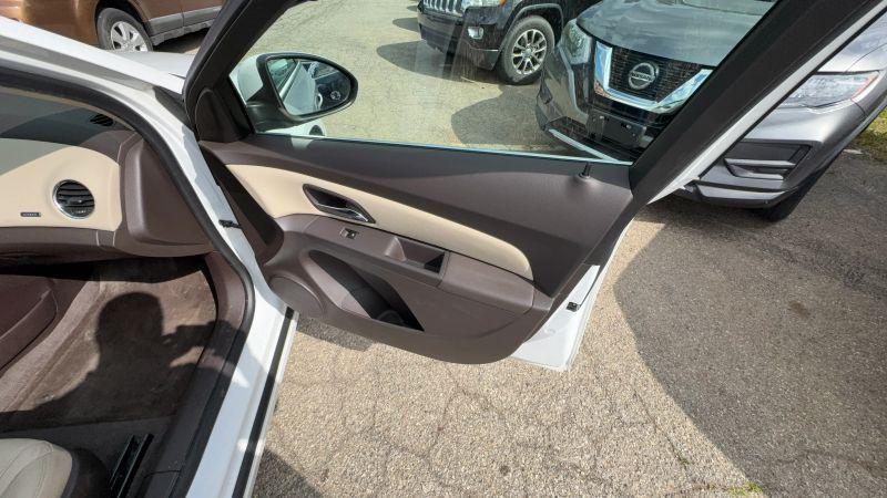 2013 Chevrolet Cruze 2LT Auto