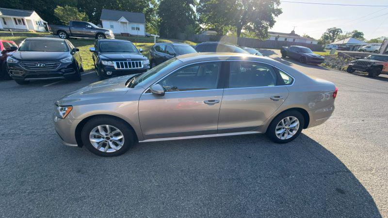 2016 Volkswagen Passat 1.8T S