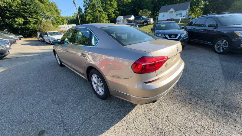 2016 Volkswagen Passat 1.8T S