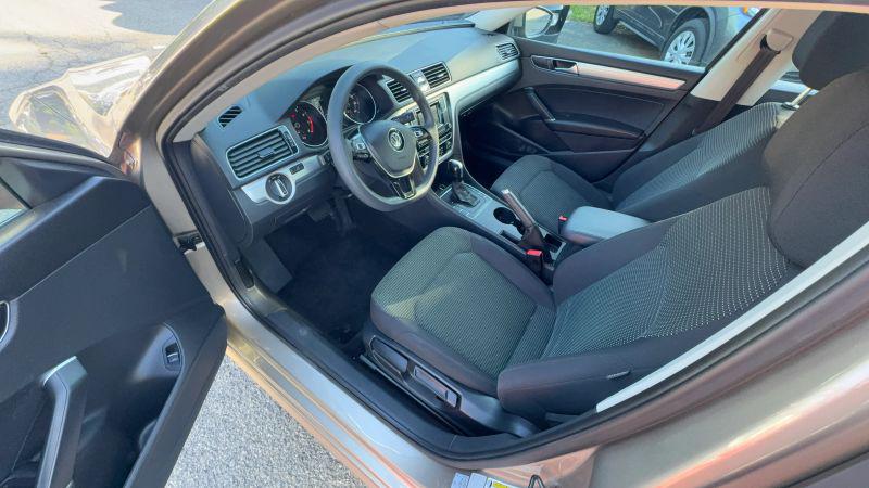 2016 Volkswagen Passat 1.8T S