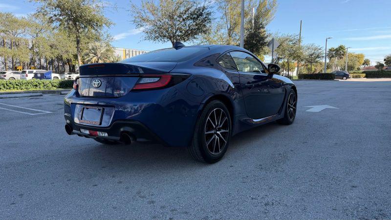 2023 Toyota GR86 Base