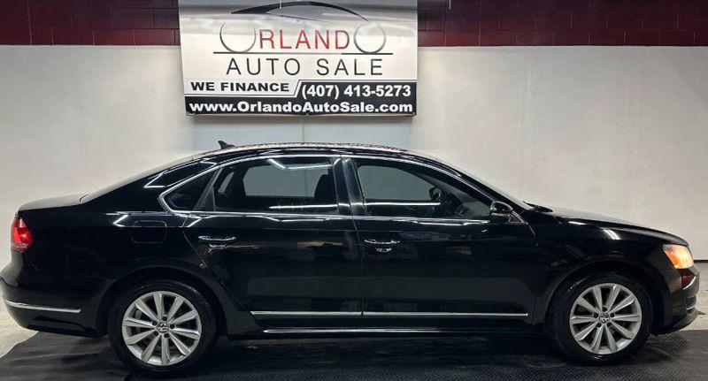 2012 Volkswagen Passat 2.5L SEL