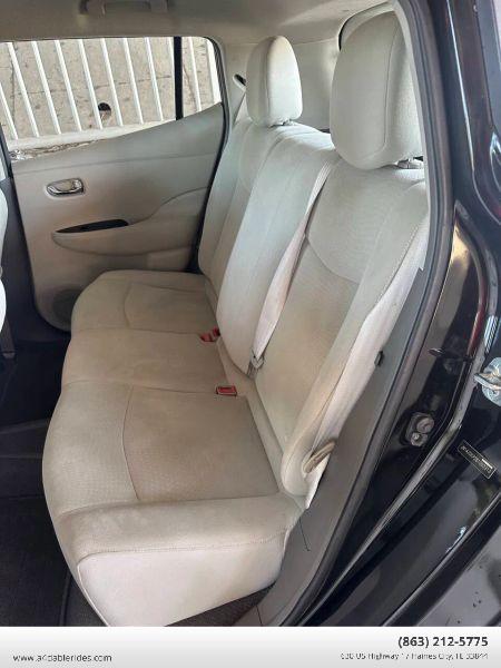 2011 Nissan LEAF SL