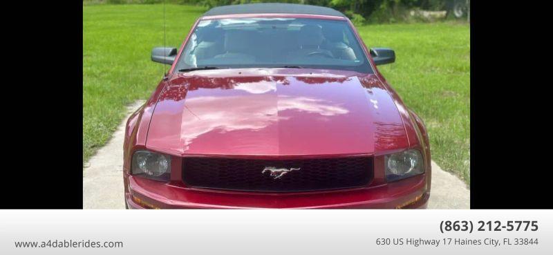 2005 Ford Mustang Deluxe