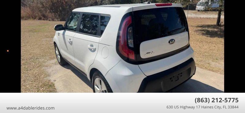 2016 Kia Soul Base