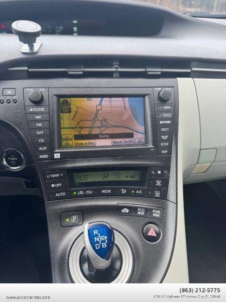 2010 Toyota Prius II