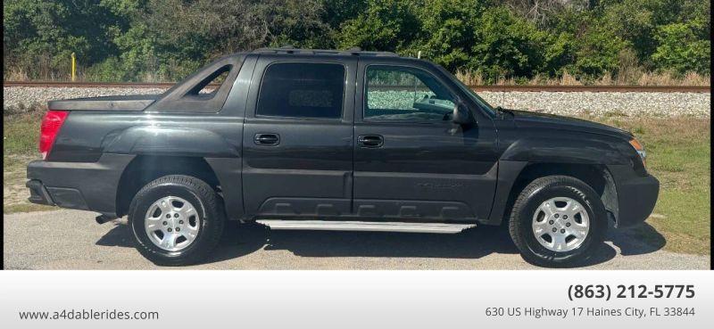 2003 Chevrolet Avalanche Base