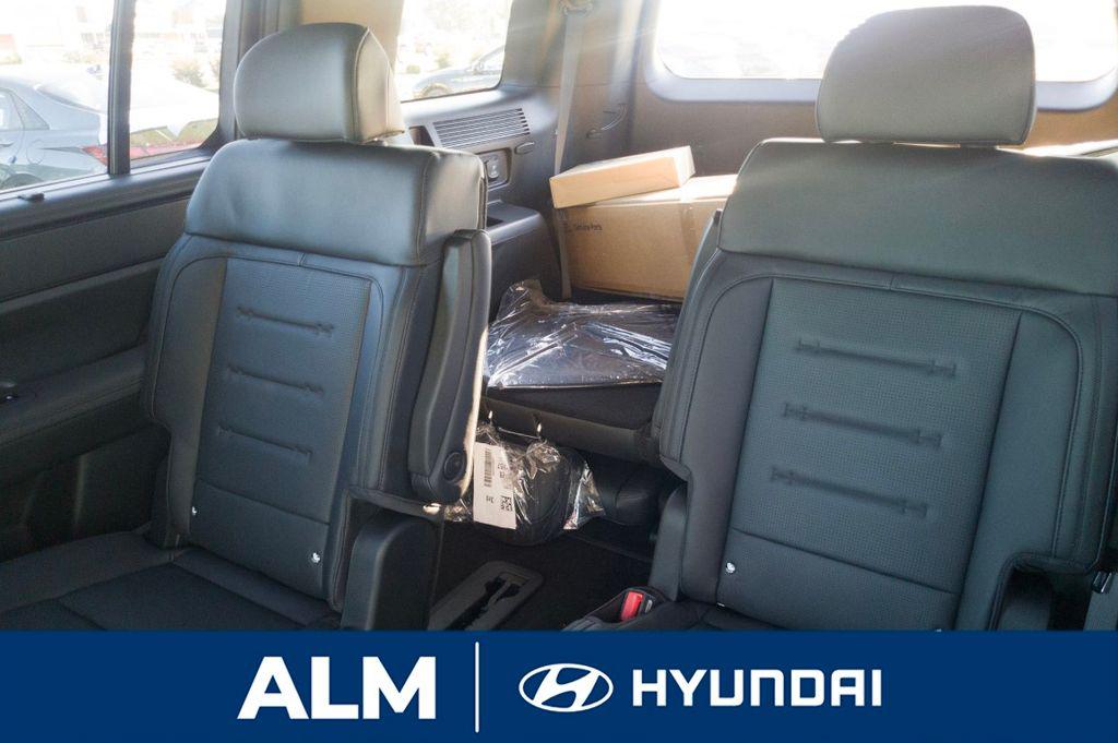 New 2026 Gray HYUNDAI Calligraphy FWD image 16