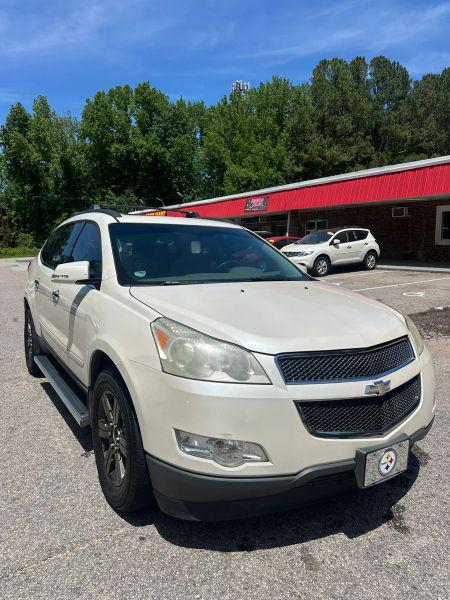 2011 Chevrolet Traverse 2LT