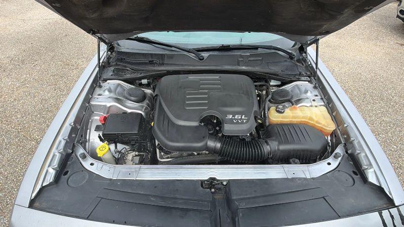 2016 Dodge Challenger SXT Plus