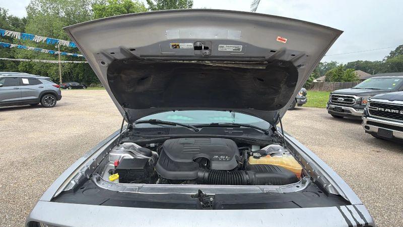 2016 Dodge Challenger SXT Plus