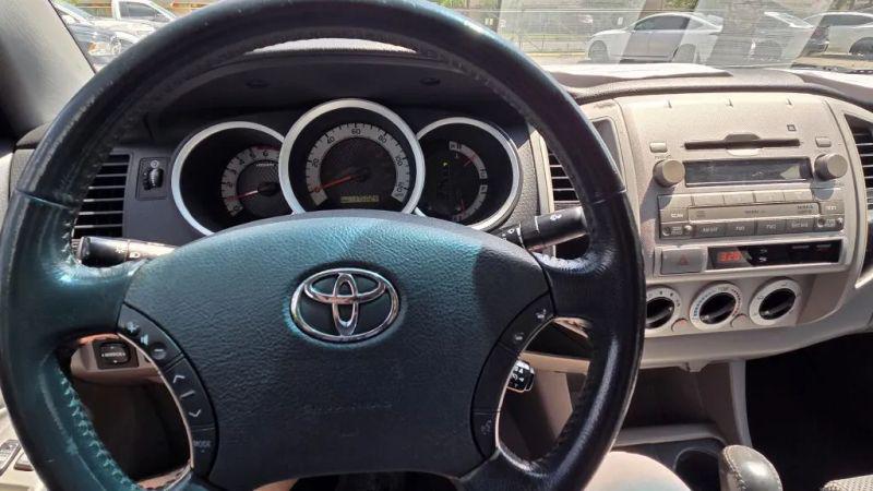 2011 Toyota Tacoma PreRunner V6