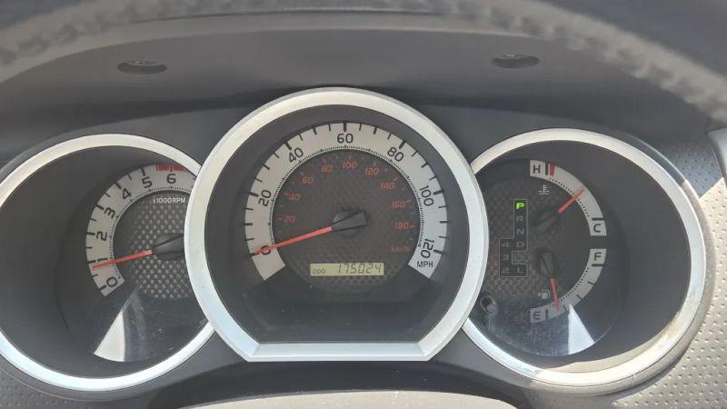 2011 Toyota Tacoma PreRunner V6