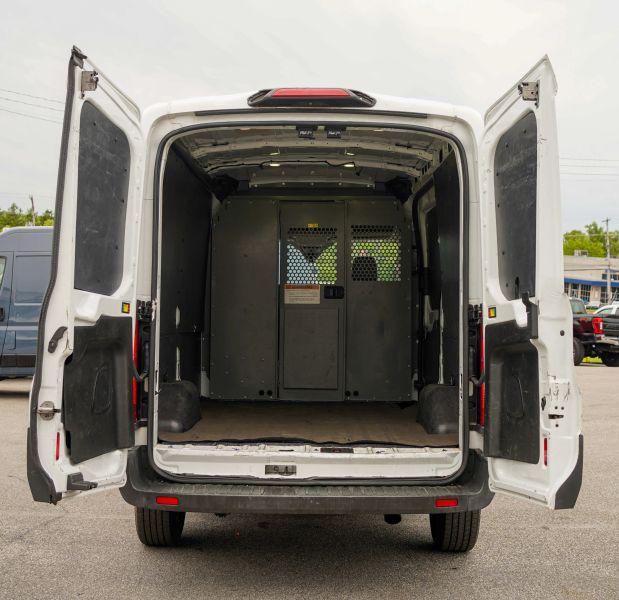 2018 Ford Transit Medium Roof w/Sliding Side Door w/RWB