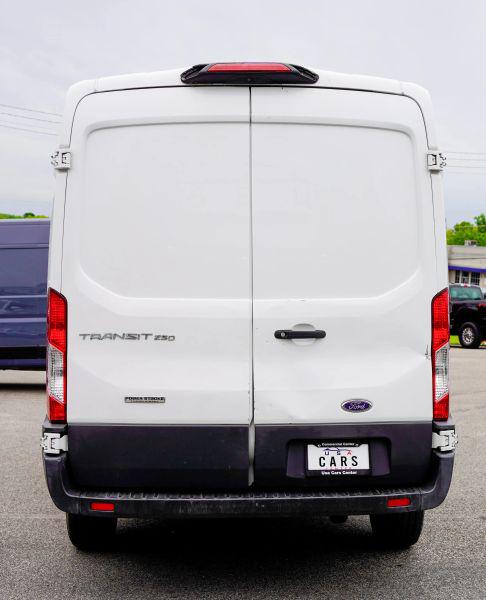 2018 Ford Transit Medium Roof w/Sliding Side Door w/RWB