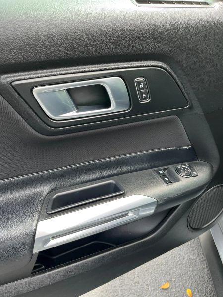 2021 Ford Mustang GT Fastback