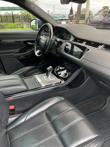 2020 Land Rover Range Rover Evoque SE