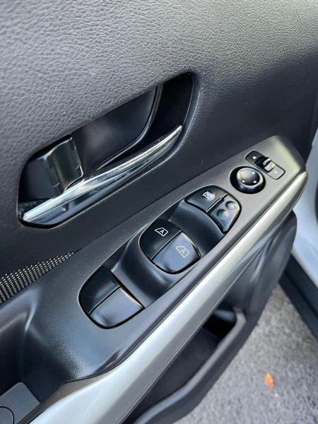 2020 Nissan Kicks SV Xtronic CVT